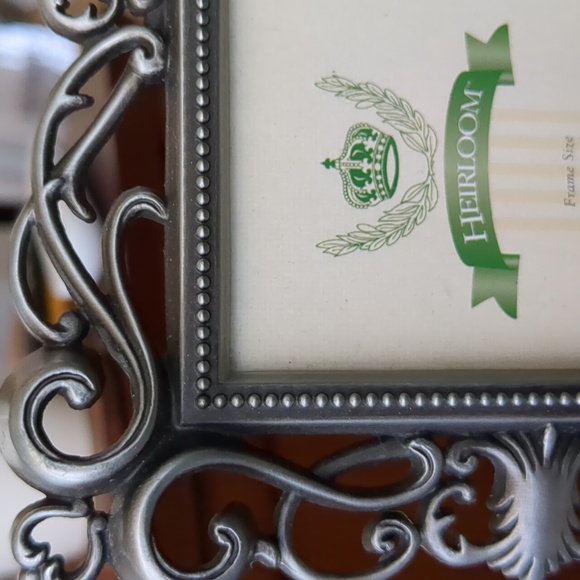Wal-Mart Heirloom Antiqued Gray Metal Frame - Picture 2 of 8